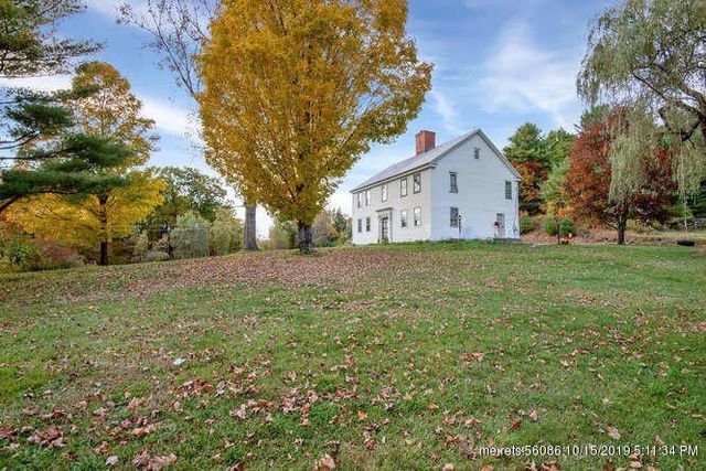 Colonial home in Buckfield, ME