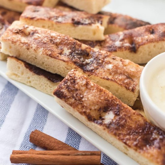 Simple Cinnamon Breadsticks