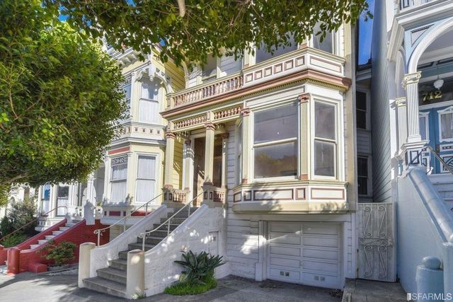 San Francisco CA Painted Lady exterior