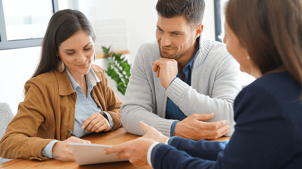 how to become a licensed insurance agent