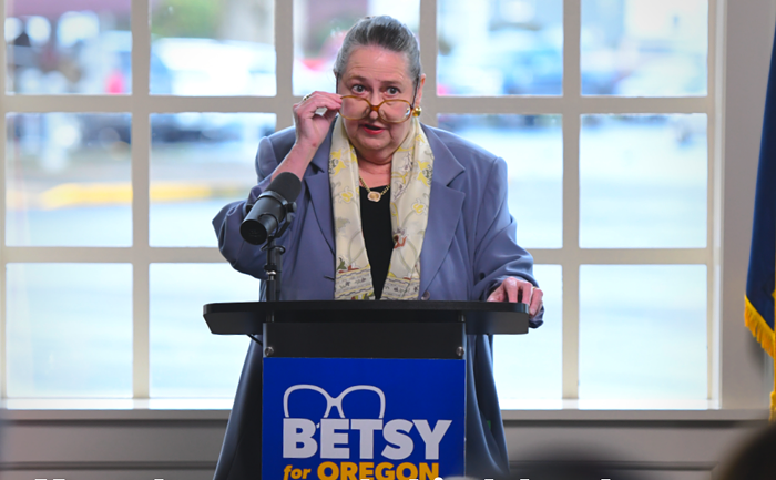 Add yet ANOTHER scandal to Independent candidate for governor Betsy Johnsons looooong list.