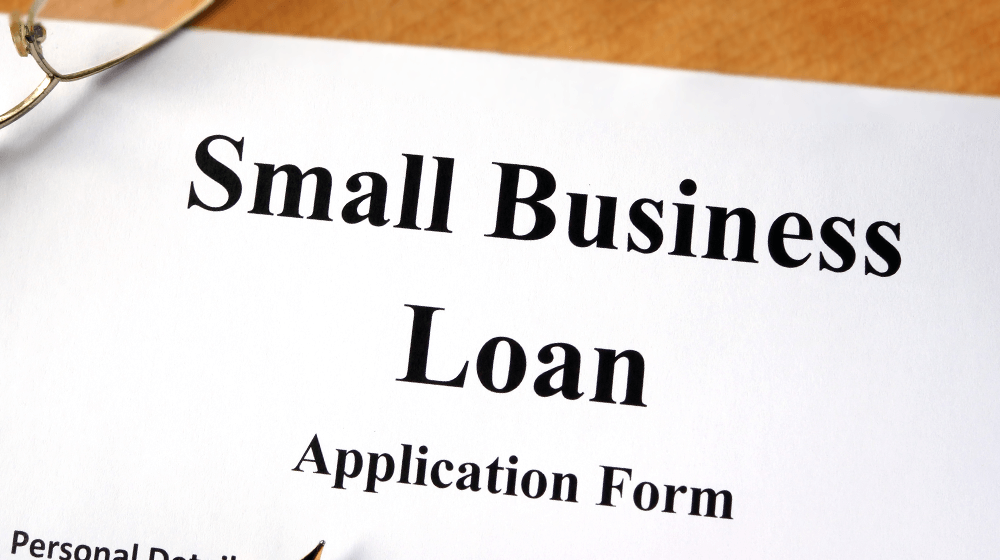 biz2credit small business lending index august 2022