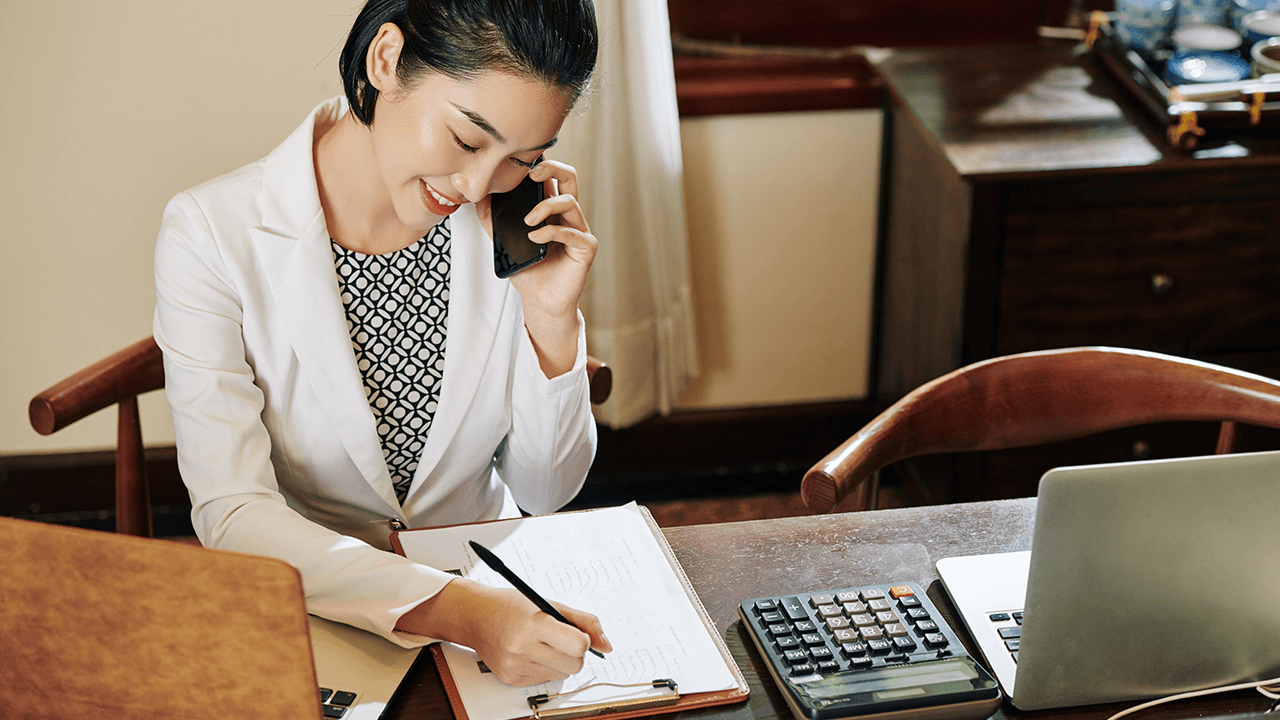 How to Hire a Receptionist